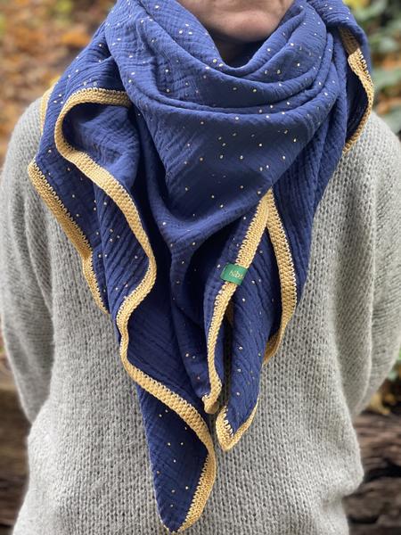 Hübscher-Schal jeansblau mit Goldpunkten / kamelie
